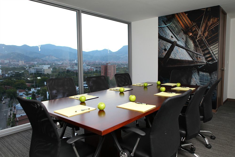 Sites Hotel Medellín Eksteriør billede A meeting room