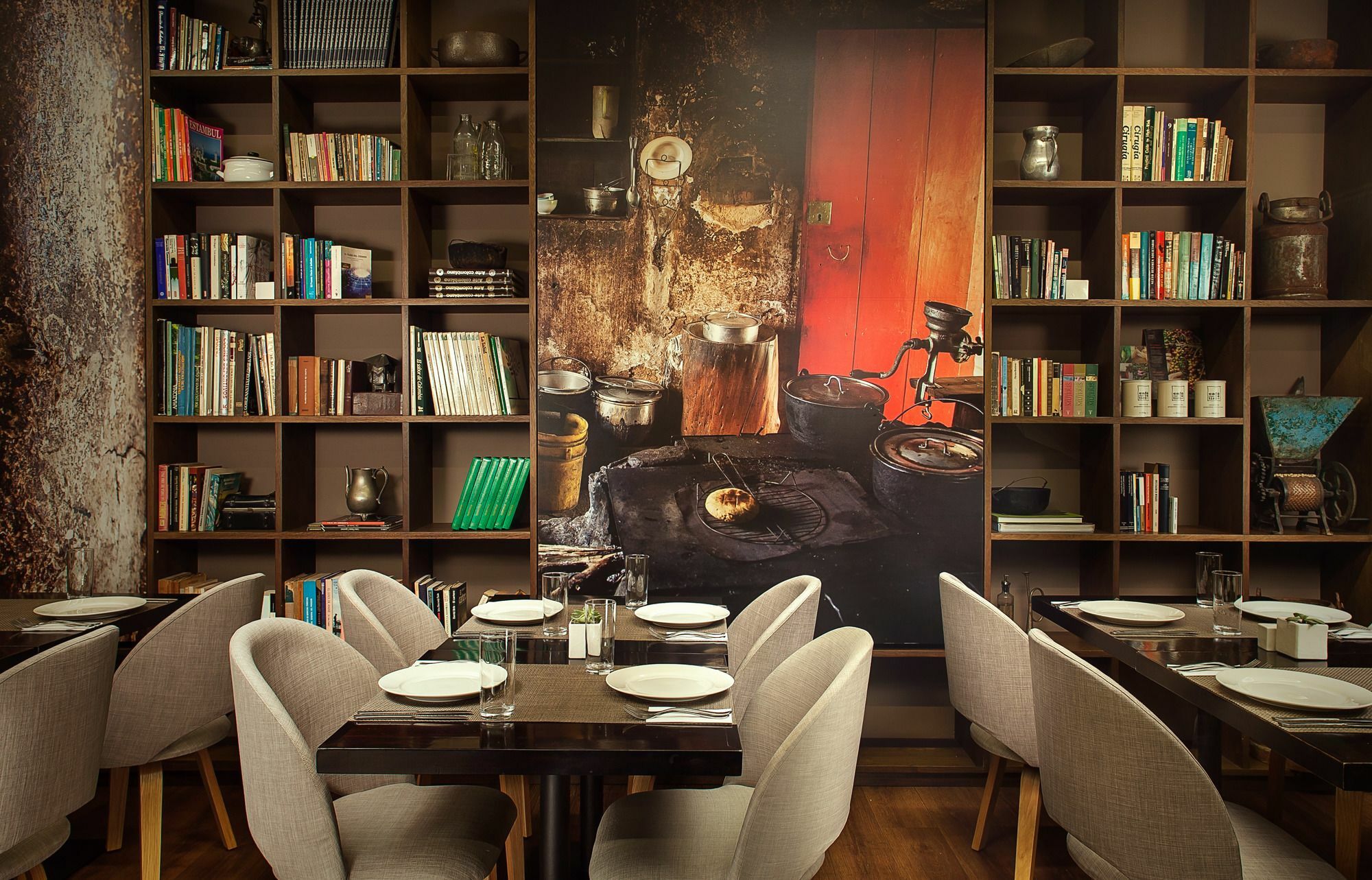 Sites Hotel Medellín Eksteriør billede Restaurant Library
