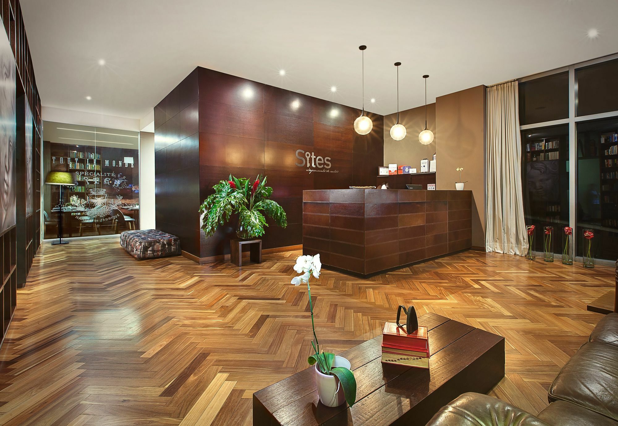 Sites Hotel Medellín Eksteriør billede Office interior